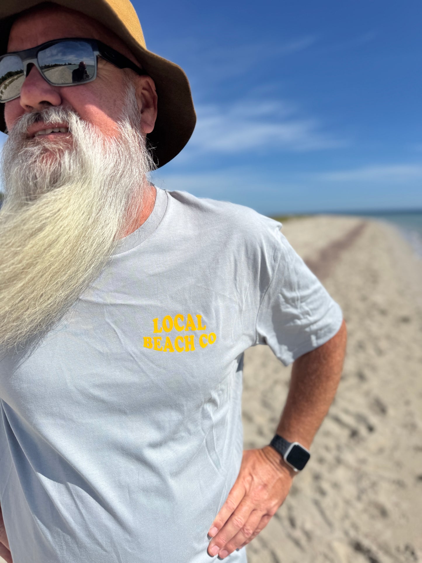 Unisex T-Shirt - Smoke, Sunny Days